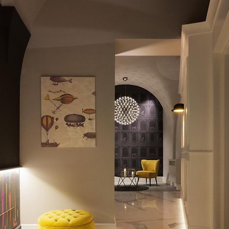 Quattro Canti Suites Catania Bagian luar foto